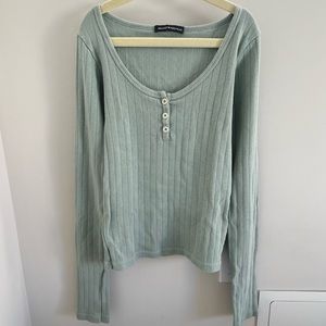 green brandy melville long sleeve eyelet zelly top